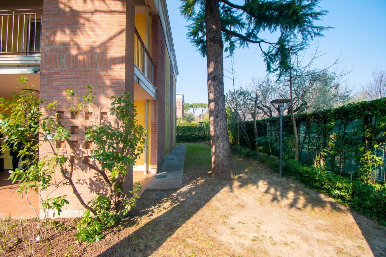 Appartement Lato Soleggiato @Gardazzurro à Padenghe sul Garda Extérieur photo