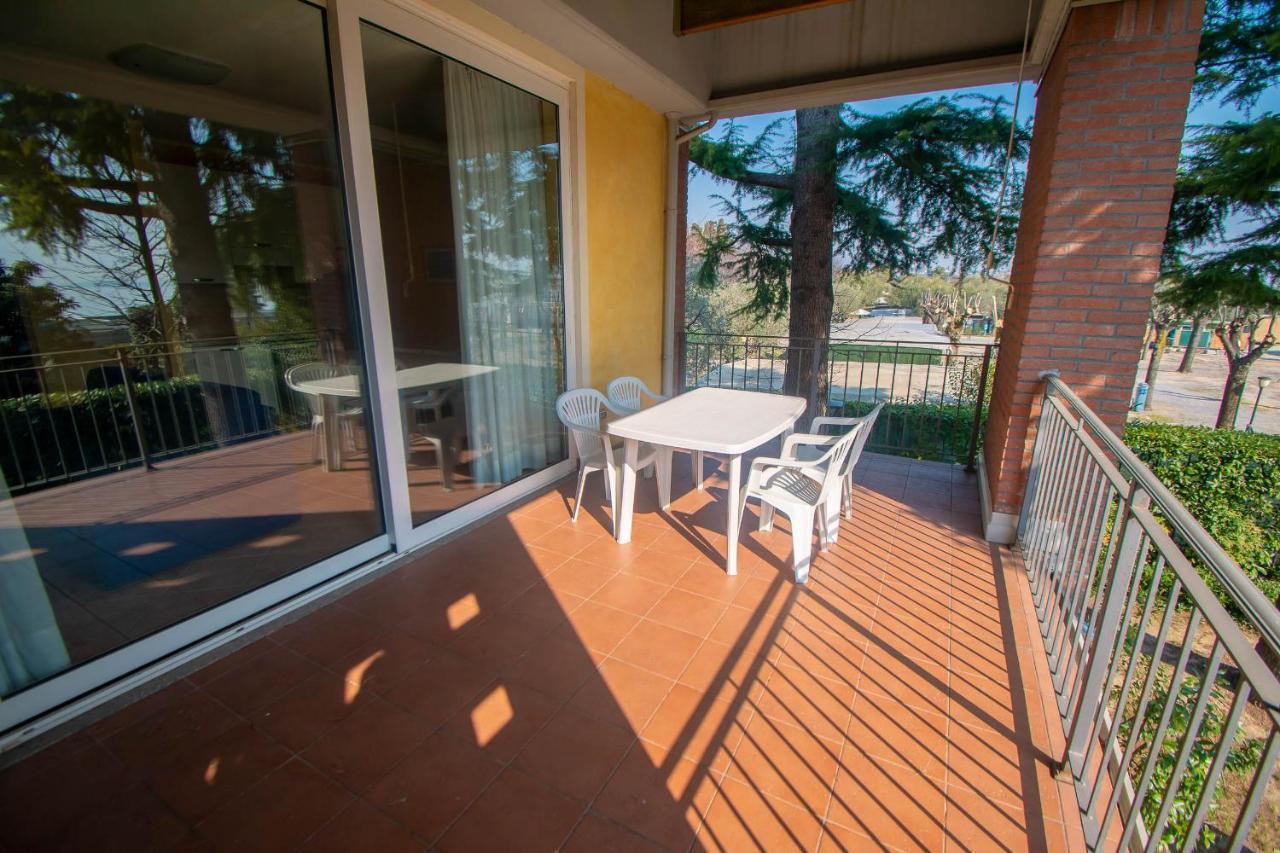 Appartement Lato Soleggiato @Gardazzurro à Padenghe sul Garda Extérieur photo